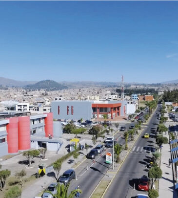Escuela Sup. Politécnica de Chimborazo (ESPOCH) (Riobamba)